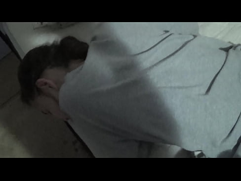 ❤️ Fucked një të dashur ndërsa ajo ishte duke fjetur SD Video anale në sq.hentai-for.ru ❌